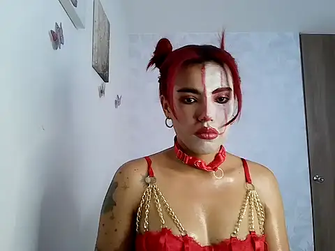 Snapshot of mariposa_skye chatting on 10.31.25 mariposa skye online show from 10.31.25