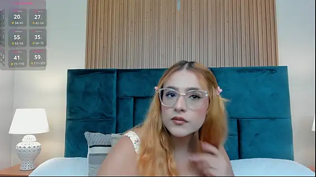 Amber kiss  online show from 07.11.26