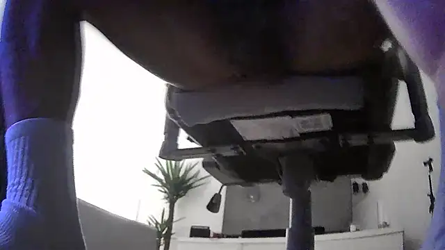 GymKing99 online show from 10.15.25