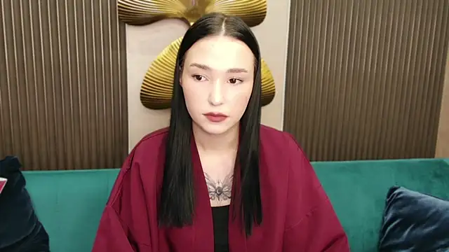 Amanda Choi online show from 10.04.25