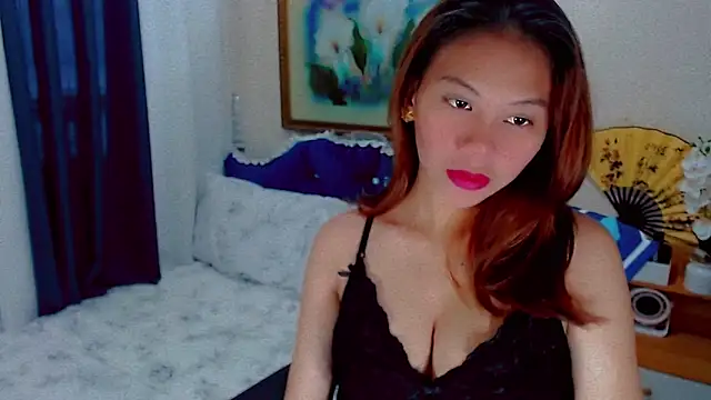 Snapshot of Prettypreggy chatting on 10.04.25 Prettypreggy online show from 10.04.25