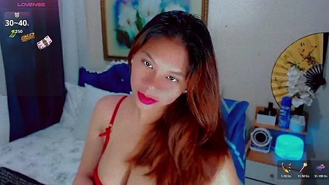 Snapshot of Prettypreggy chatting on 11.23.25 Prettypreggy online show from 11.23.25