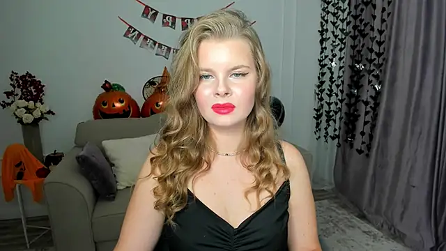 WildeDesiree online show from 10.20.25