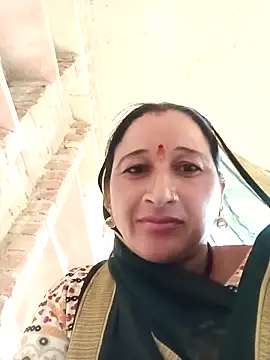 Snapshot of Haliya88 chatting on 10.28.25 Haliya88 online show from 10.28.25