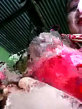 Snapshot of Haliya88 chatting on 12.17.25 Haliya88 online show from 12.17.25