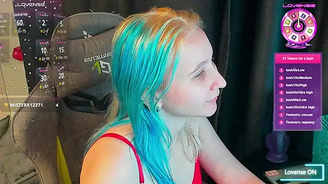 ChristinaFivePlus online show from 11.04.25