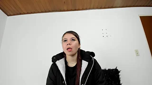 Valen tina online show from 10.17.25