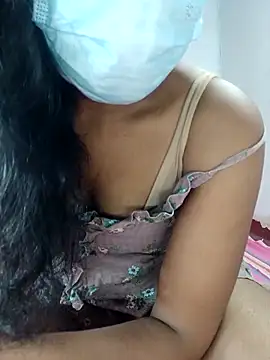 Snapshot of sexybolegirl chatting on 11.06.25 sexybolegirl online show from 11.06.25