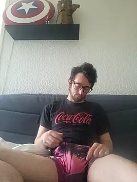 nymphomaniecouple online show from 05.10.26