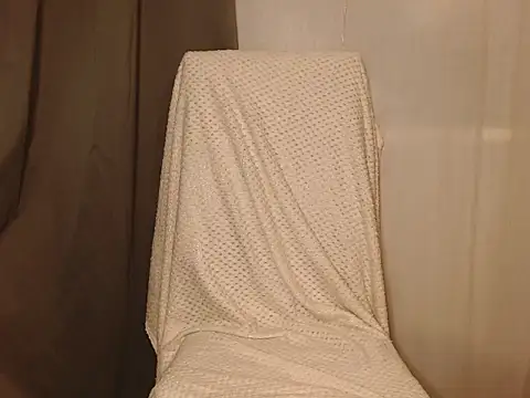 Mia28Mia online show from 03.14.26