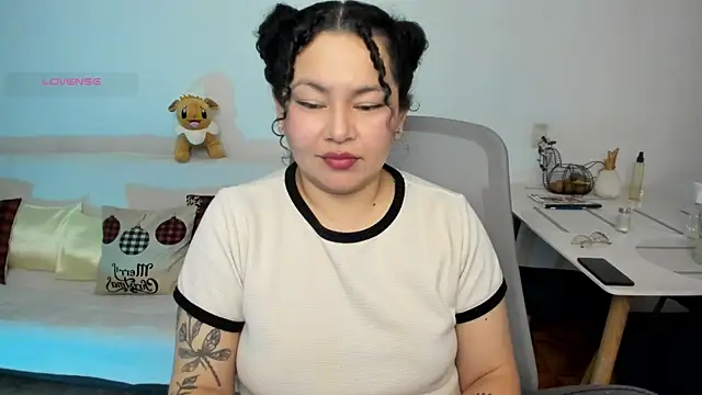 Snapshot of Chubby_Licius chatting on 12.01.25 Chubby Licius online show from 12.01.25