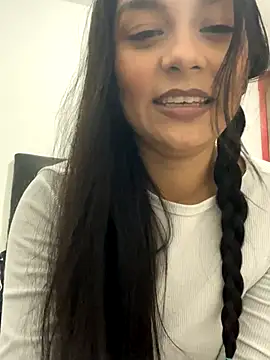 Selene Wings22 online show from 10.19.25