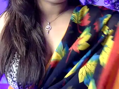 Aaliya02 online show from 05.08.26