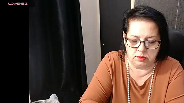 Snapshot of MissSanjanne chatting on 04.04.26 MissSanjanne online show from 04.04.26