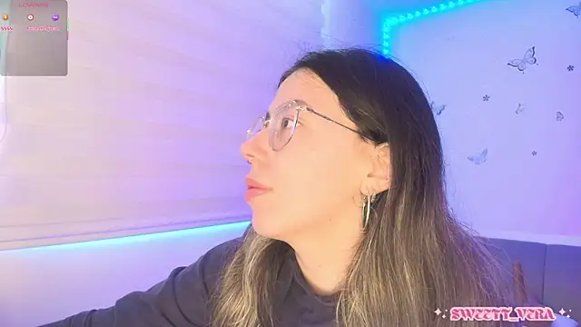 Snapshot of sweettvera chatting on 06.11.26 sweettvera online show from 06.11.26