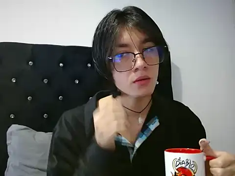 Snapshot of Matti_Mendez_ chatting on 07.15.26 Matti Mendez online show from 07.15.26