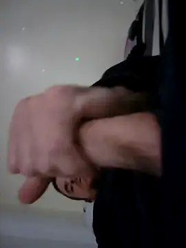 Snapshot of FIREMAN954 chatting on 09.30.25 FIREMAN954 online show from 09.30.25