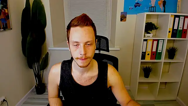 LeoMooree online show from 10.20.25