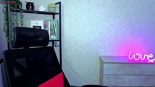 DreamVelour online show from 06.21.26