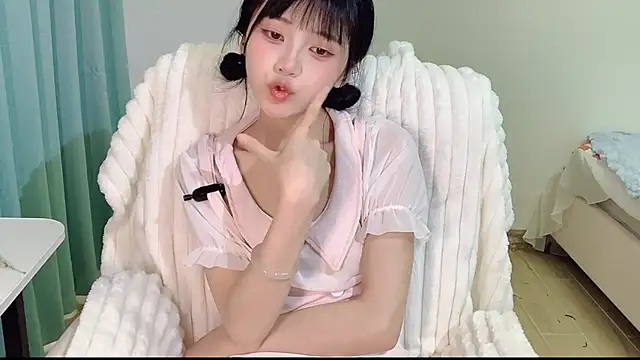 Snapshot of Ximei-O chatting on 04.08.26 Ximei-O online show from 04.08.26