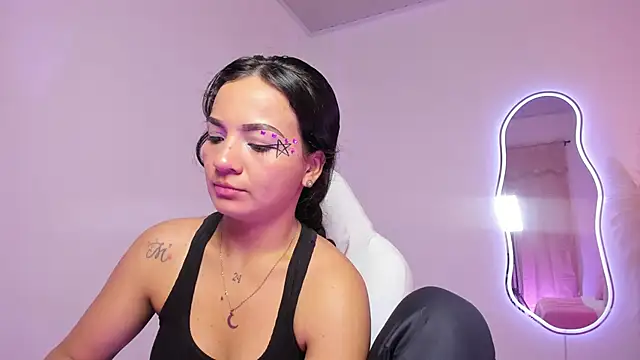 Snapshot of akira_09_ chatting on 01.14.26 akira 09 online show from 01.14.26