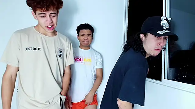 latin naughty boys online show from 10.17.25