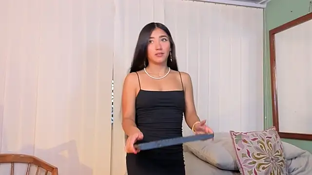 Mariana Kalo online show from 07.27.26