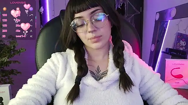 LesRose online show from 10.21.25