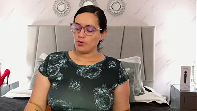 Michell Monet online show from 04.22.26