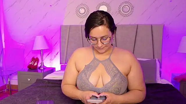 Snapshot of Michell_Monet chatting on 07.15.26 Michell Monet online show from 07.15.26