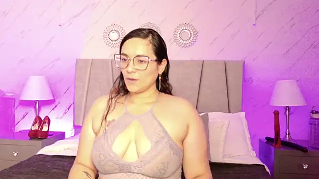 Snapshot of Michell_Monet chatting on 07.21.26 Michell Monet online show from 07.21.26