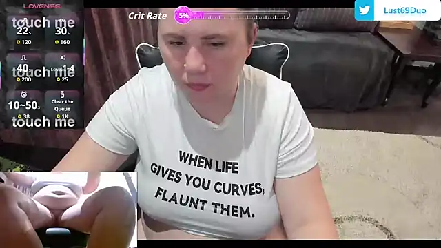 Snapshot of Lust69Duo chatting on 11.04.25 Lust69Duo online show from 11.04.25