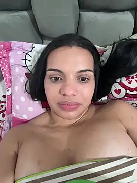 Snapshot of Anavalle chatting on 03.01.26 Anavalle online show from 03.01.26