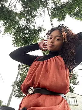 PrettyLia online show from 02.15.26