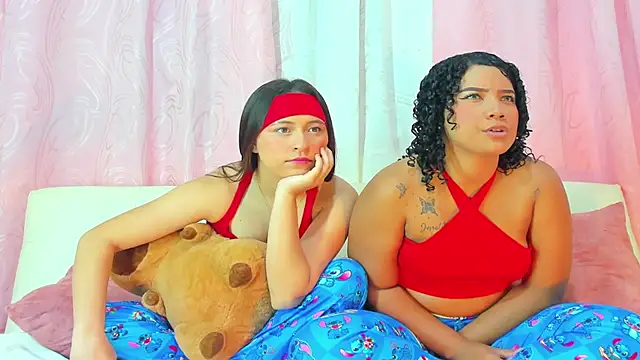 Venus Girls  online show from 09.23.25