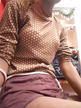 Snapshot of Cuty_kinjal chatting on 04.21.26 Cuty kinjal online show from 04.21.26