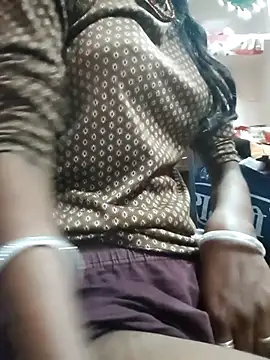 Snapshot of Cuty_kinjal chatting on 04.23.26 Cuty kinjal online show from 04.23.26