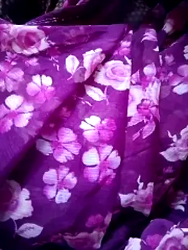 Snapshot of Cuty_kinjal chatting on 05.28.26 Cuty kinjal online show from 05.28.26