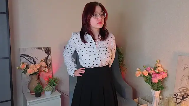 NyamNyamNyammm online show from 09.23.25