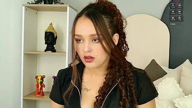 Snapshot of CamilaGomez149 chatting on 05.12.26 CamilaGomez149 online show from 05.12.26