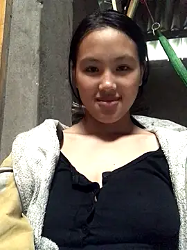 Snapshot of Mai_lovely chatting on 10.08.25 Mai lovely online show from 10.08.25