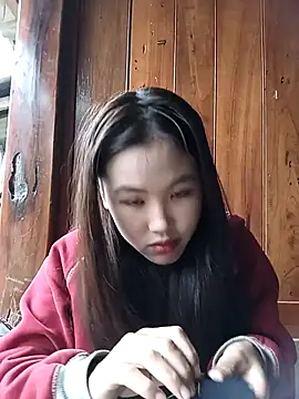 Mai lovely online show from 12.17.25