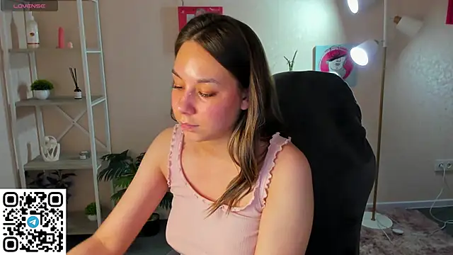 Al1ice Moures online show from 02.03.26