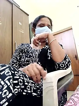 Snapshot of tamil_Boomika chatting on 01.06.26 tamil Boomika online show from 01.06.26