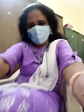 Snapshot of tamil_Boomika chatting on 01.08.26 tamil Boomika online show from 01.08.26