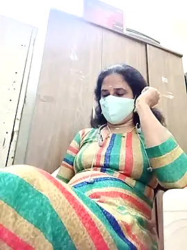 Snapshot of tamil_Boomika chatting on 01.12.26 tamil Boomika online show from 01.12.26