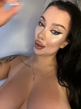 Snapshot of kiss_Lissa chatting on 07.19.26 kiss Lissa online show from 07.19.26
