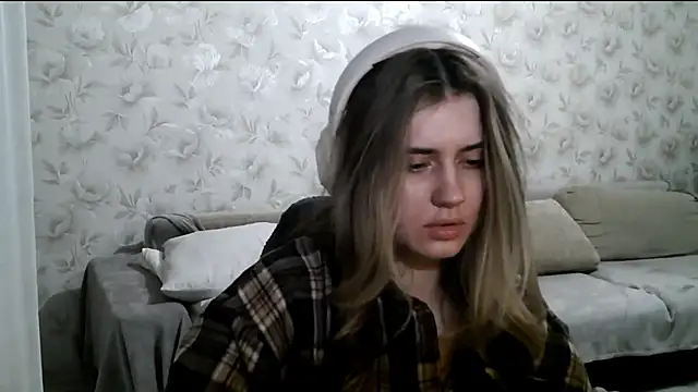 JerrieLoosle online show from 10.12.25