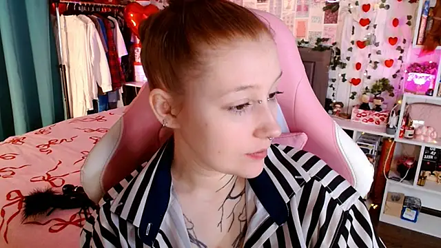 Ayla Hicks online show from 03.08.26