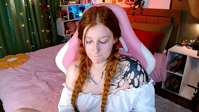 Ayla Hicks online show from 06.18.26